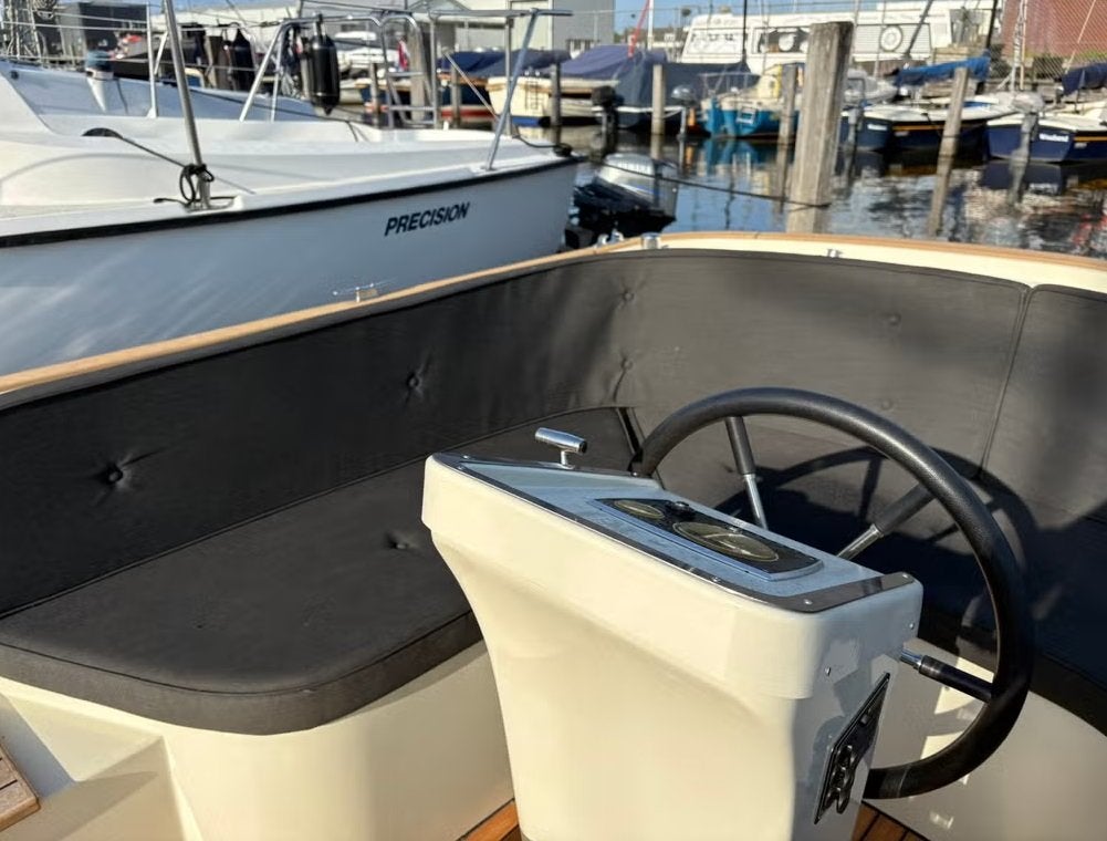 Antaris Fifty5 (bj 2021), Watersport en Boten, Gebruikt, Polyester, Overige brandstoffen