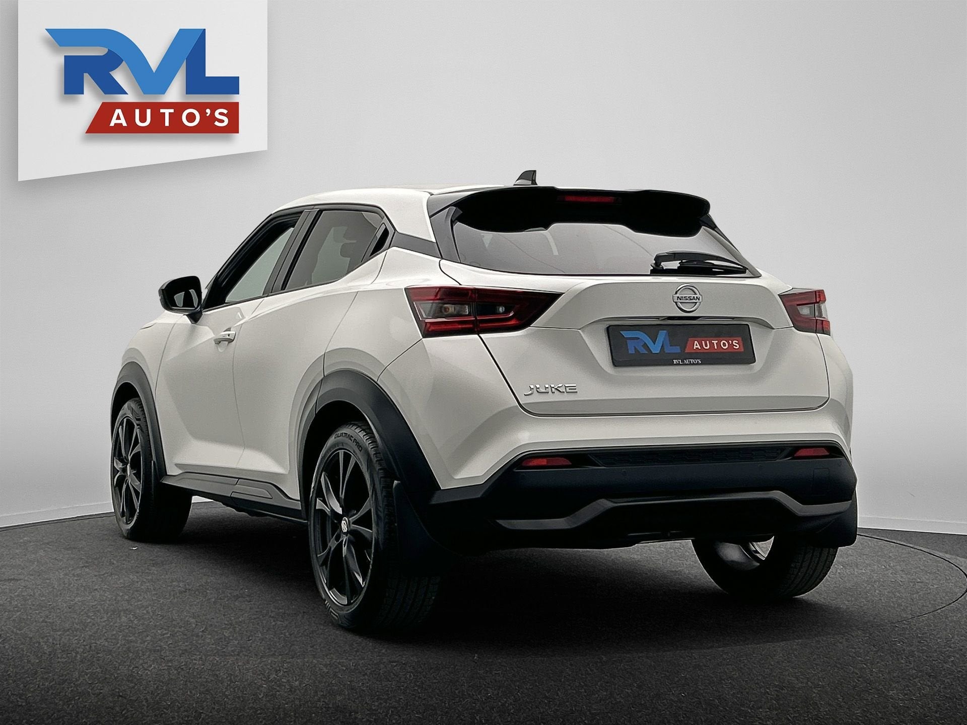 Nissan Juke 1.0 DIG-T N-Connecta | Origineel NL | Trekhaak |, Auto's, Stof, Euro 6, 3 cilinders, 638 kg