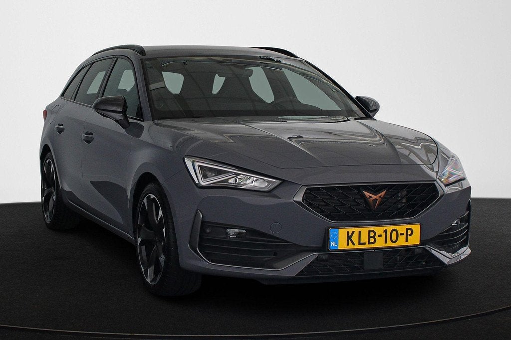 CUPRA Leon Sportstourer 1.4 e-Hybrid Business Stoel-Stuurver, Automatische klimaatregeling, Stof, Gebruikt, 4 cilinders