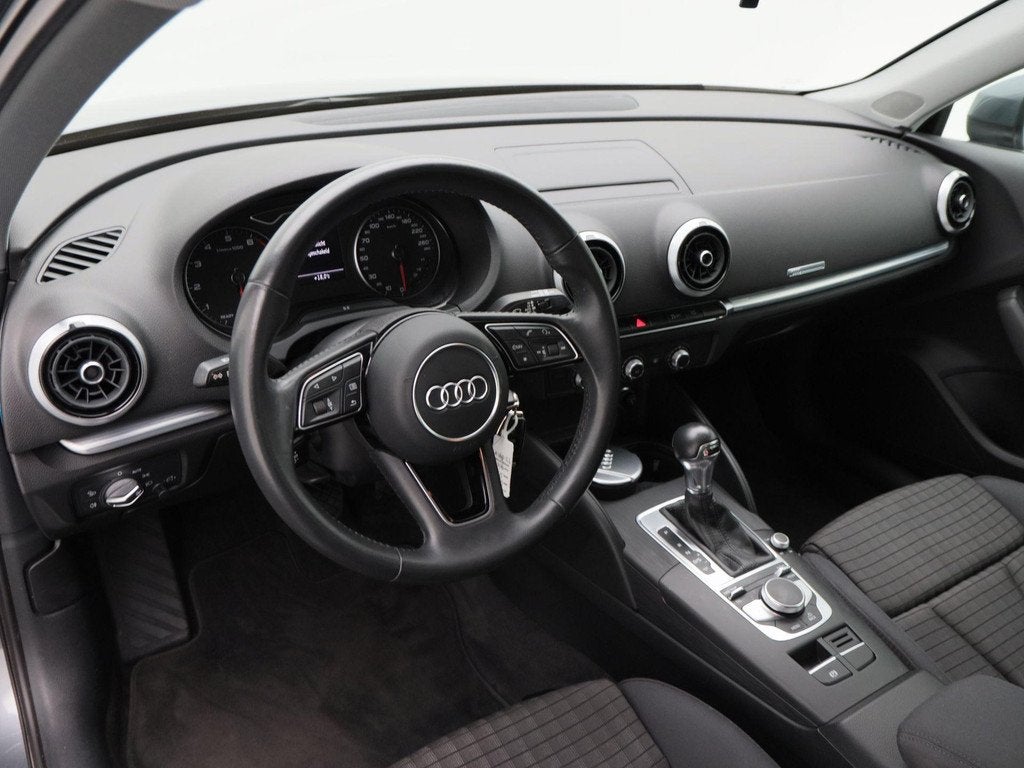 Audi A3 Sportback 30 TFSi 115 Pk Automaat Sport Lease Editio, Auto's, Audi, Stof, Gebruikt, 116 pk, Origineel Nederlands