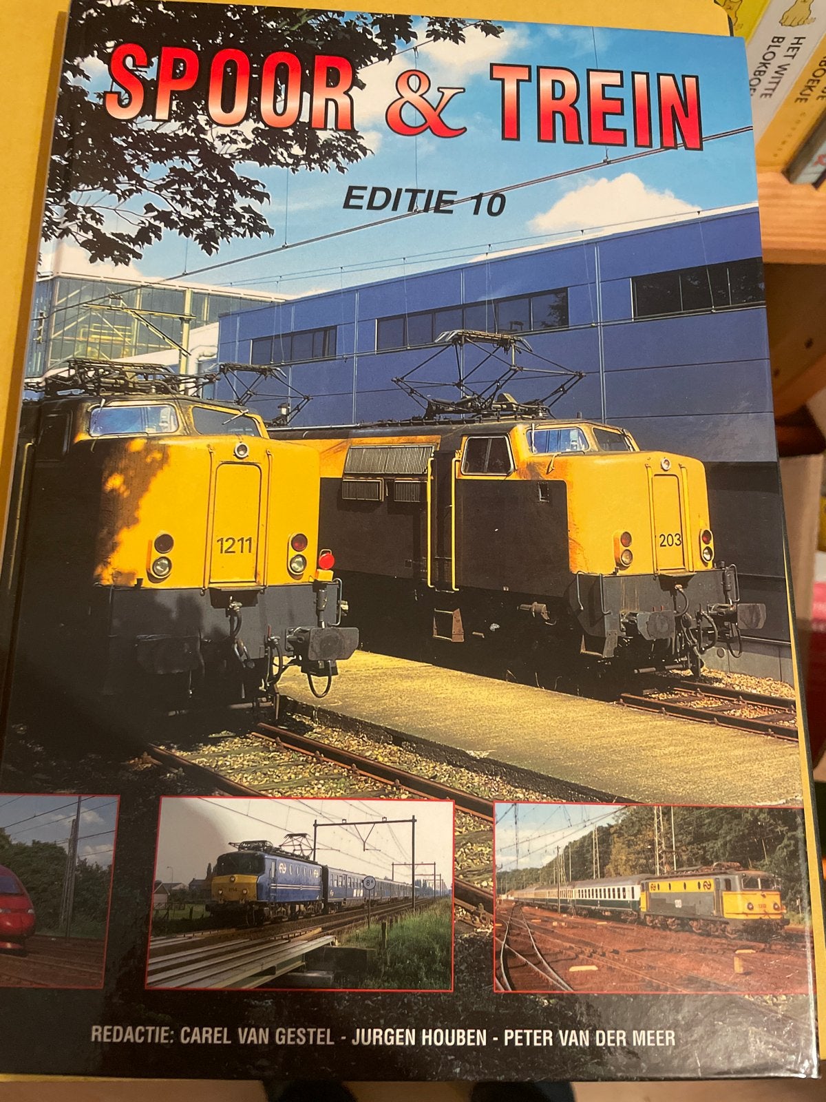 Spoor & Trein Editie 10 - Uitgebreide Trein Encyclopedie, Ophalen of Verzenden, Gelezen, Trein