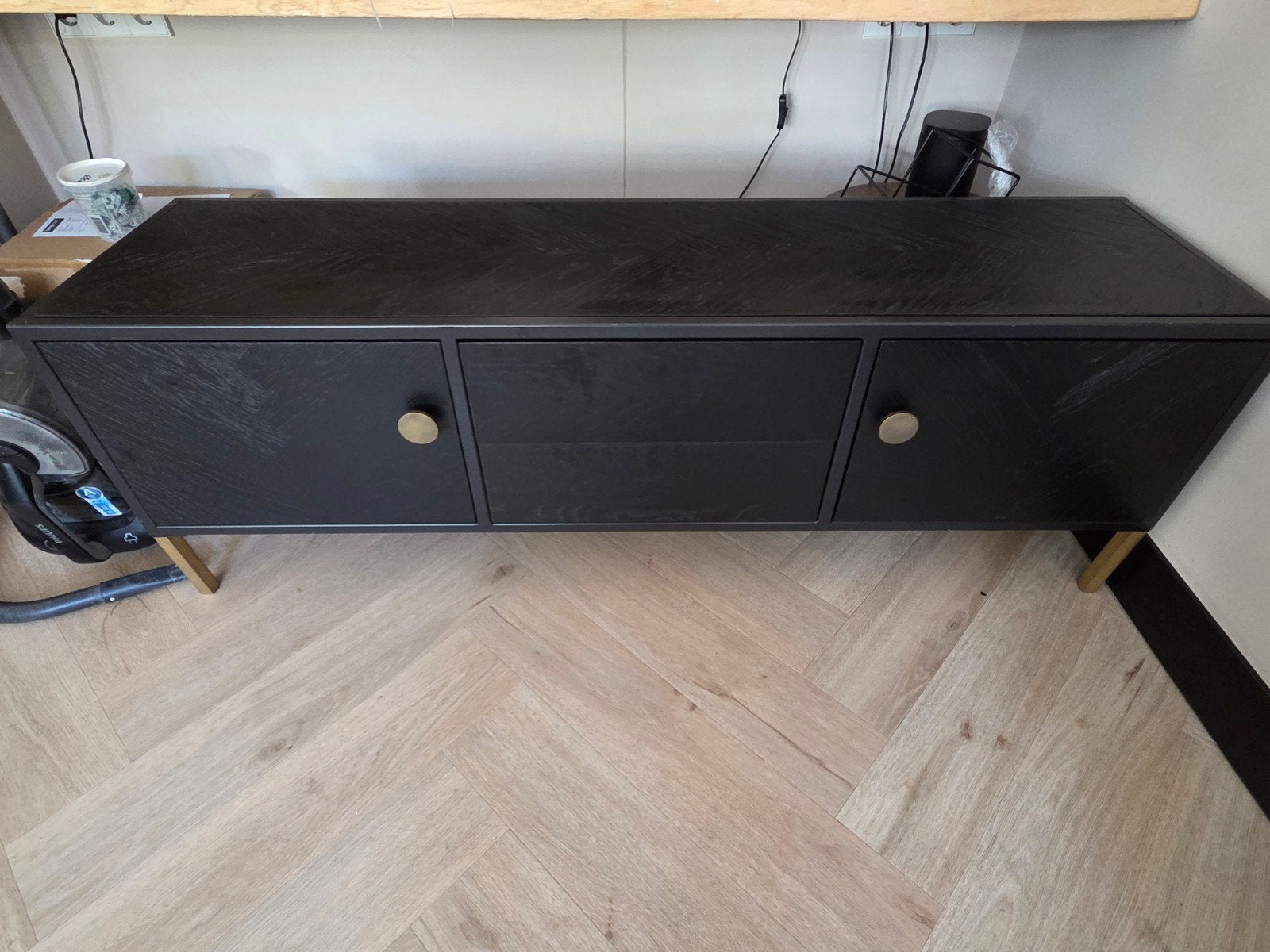 Zwart tv meubel met visgraat patroon, Ophalen, Gebruikt, 100 tot 150 cm, Minder dan 100 cm