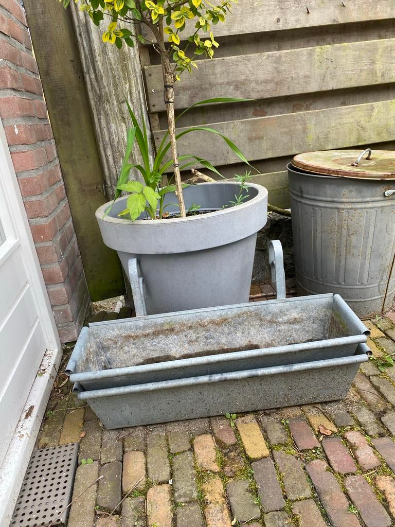 Metalen bloembakken, 2 stuks, Ophalen, Gebruikt, Minder dan 30 cm, Balkon