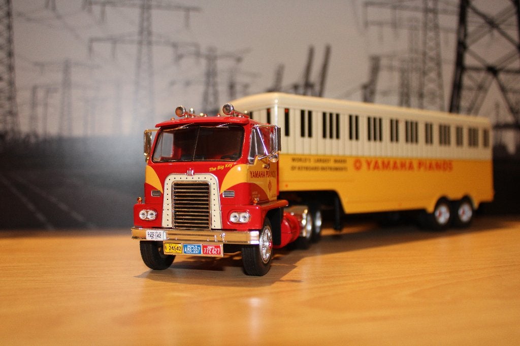Internationale Yamaha Pianos, Hobby en Vrije tijd, Ophalen of Verzenden, Nieuw, Bus of Vrachtwagen, Overige merken