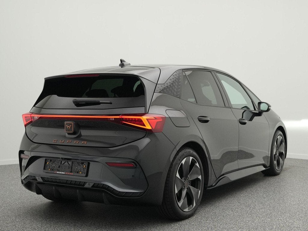 CUPRA Born Adrenaline 62 kWh | SoH 93,4% | Warmtepomp | Stoe, Auto's, Cupra, Automaat, 421 km, Gebruikt, Zwart