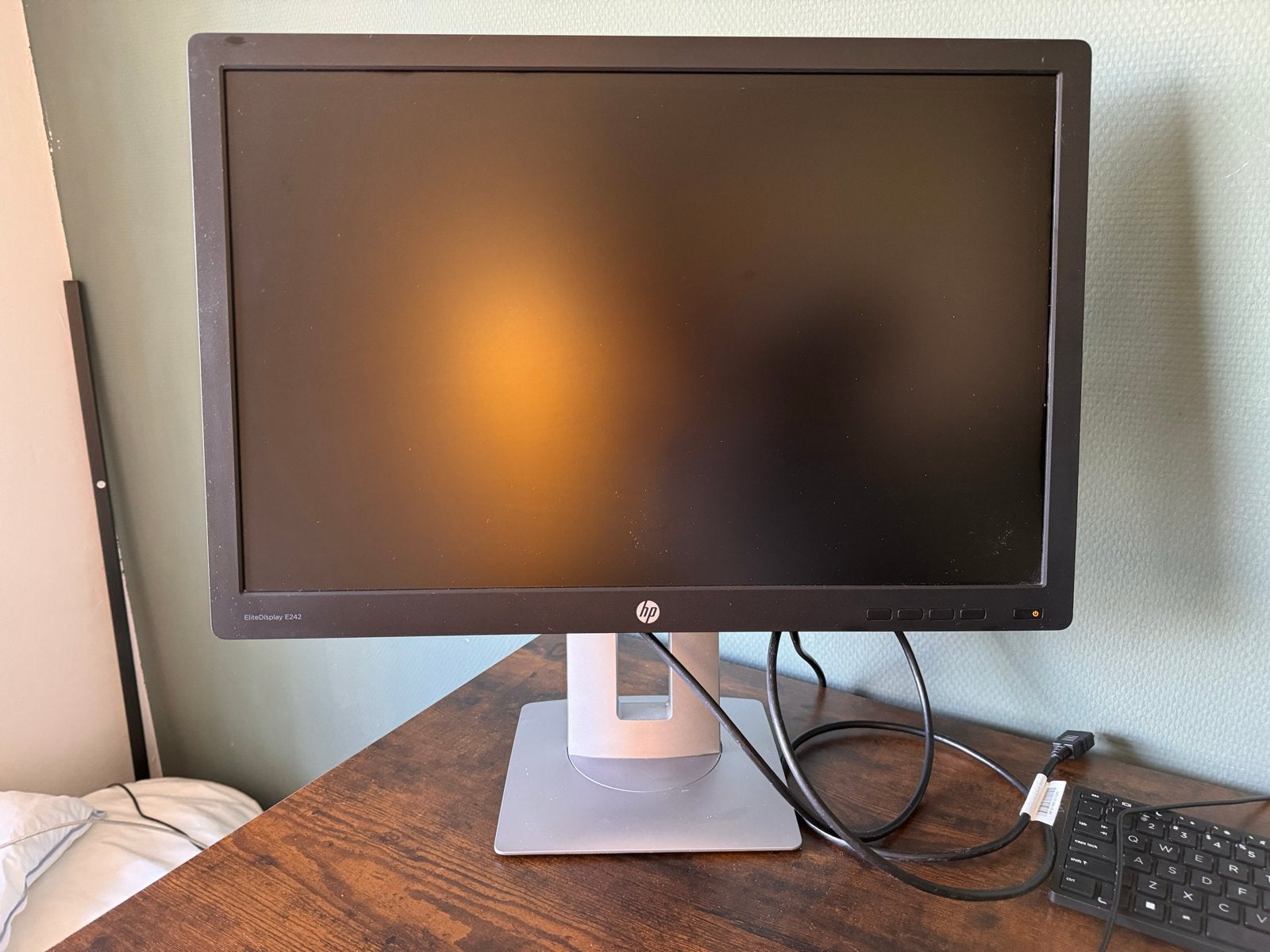HP beeldscherm - 24 inch, Computers en Software, Ophalen, IPS, In hoogte verstelbaar, Zo goed als nieuw