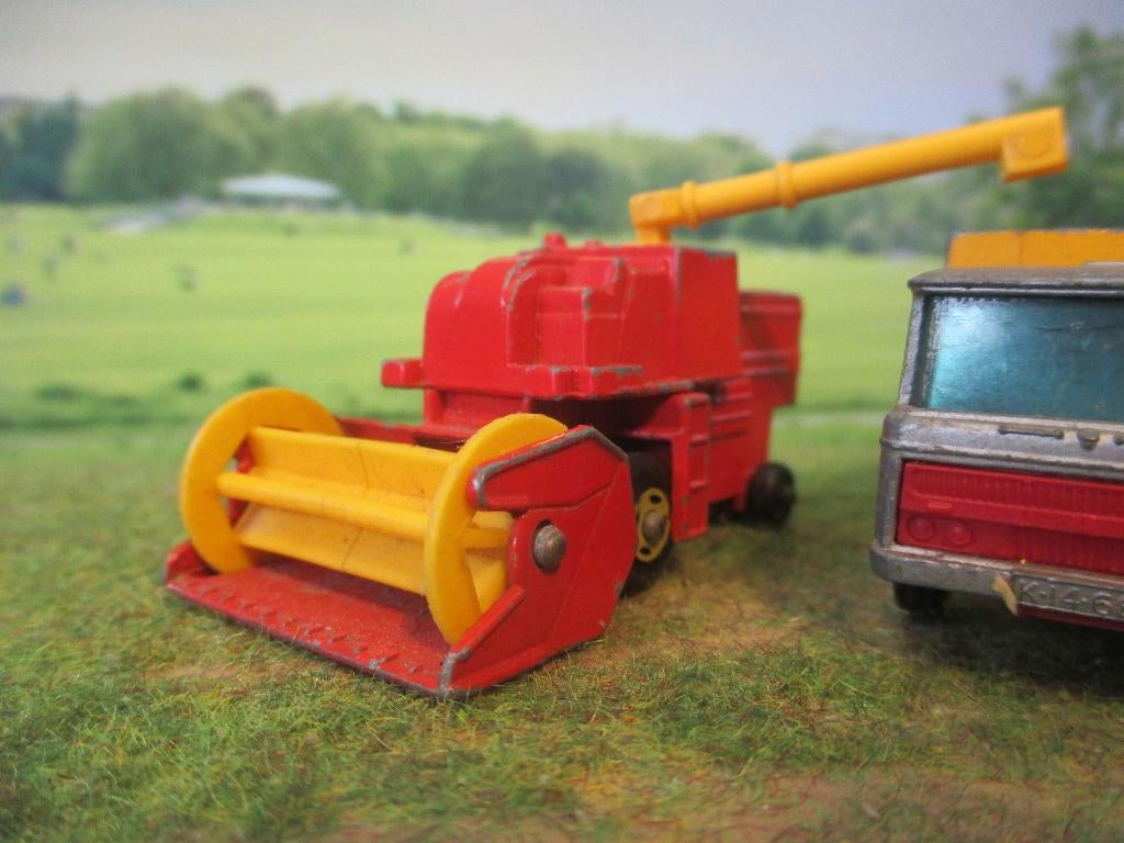 1:? Combine Harvester Lesney Matchbox Superfast MB51 1979-81, Ophalen of Verzenden, Gebruikt, Tractor of Landbouw