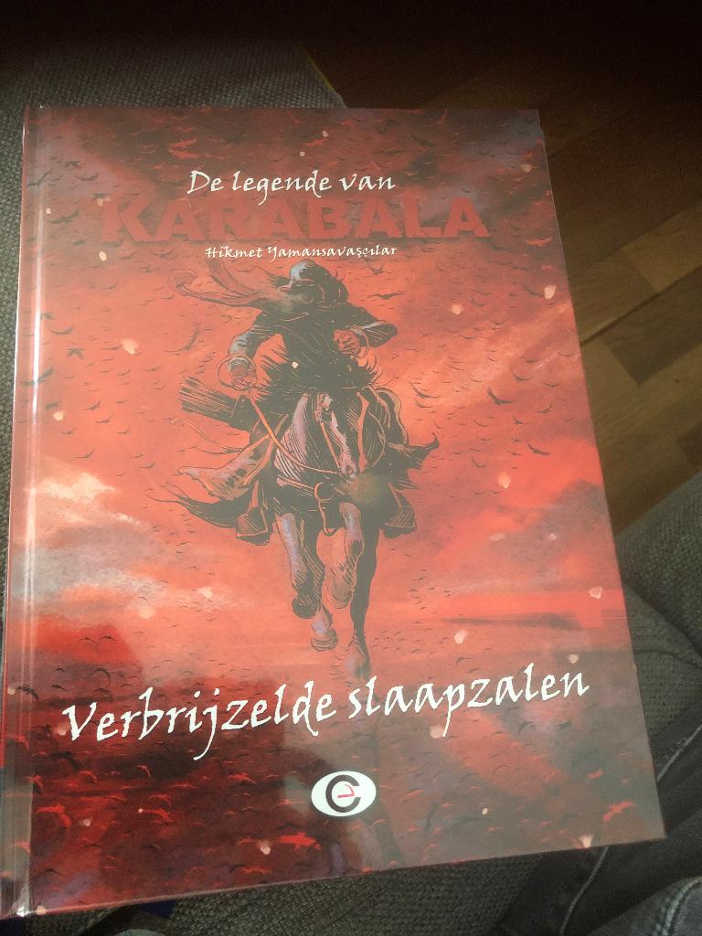 verbrijzelde slaapzalen de legende van karabala hardcover k3, Boeken, Stripboeken, Eén stripboek, Ophalen of Verzenden, Zo goed als nieuw
