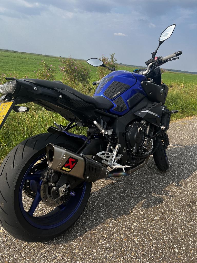 Yamaha MT 10 2016, Sportuitlaat, Occasion, 4 cilinders, Motorrijbewijs A