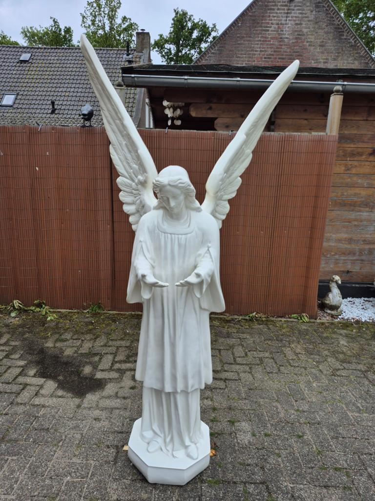 Engel, Tuin en Terras, Ophalen