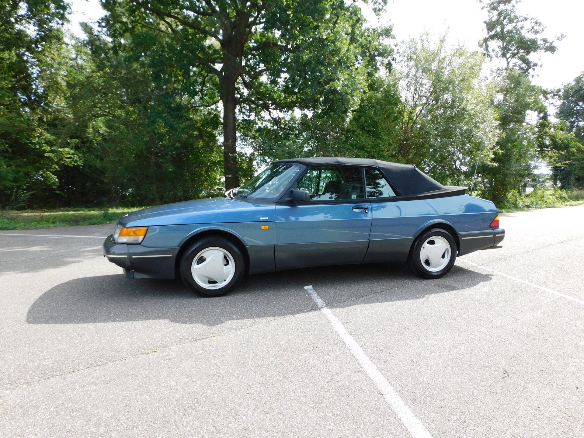 Saab 900 Cabrio 2.0 Turbo 16S (bj 1992), Auto's, Voorwielaandrijving, Cabriolet, Leder, Handgeschakeld