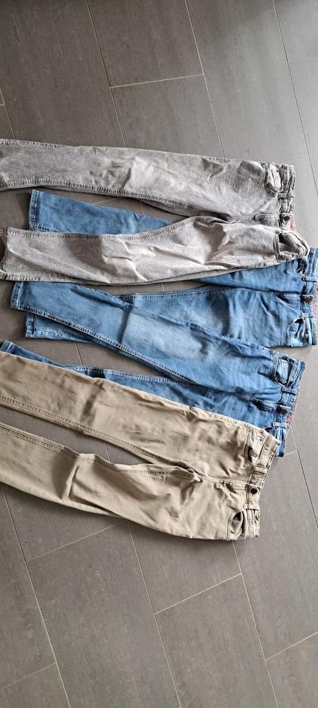 4 broeken regular van WE Fashion maat 152, Ophalen of Verzenden, Zo goed als nieuw, Jongen, Broek