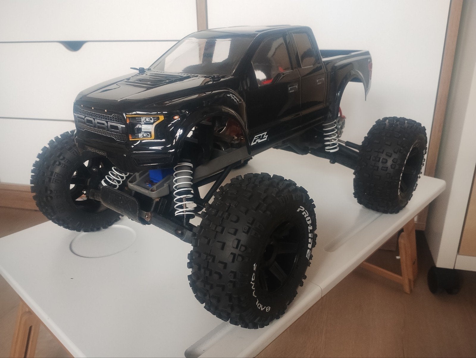 Traxxas Stampede 2WD TITAN met Raptor body, RTR, Elektro, Auto offroad, Ophalen of Verzenden, Zo goed als nieuw