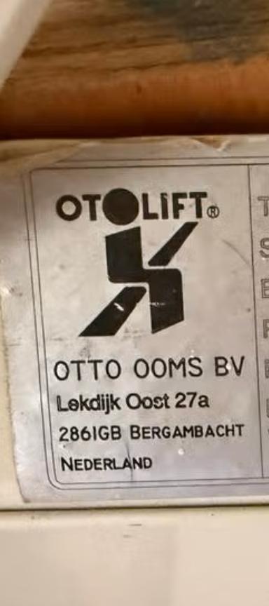 Otto ooms plateaulift GEZOCHT, Ophalen, Gebruikt, Recht