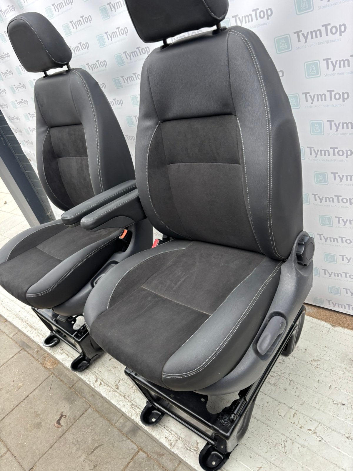 stoelen draaistoelen camper Renault Master Opel Movano, Auto-onderdelen, Interieur en Bekleding, Tymtop5@gmail.com, 3161ek, Tymtop