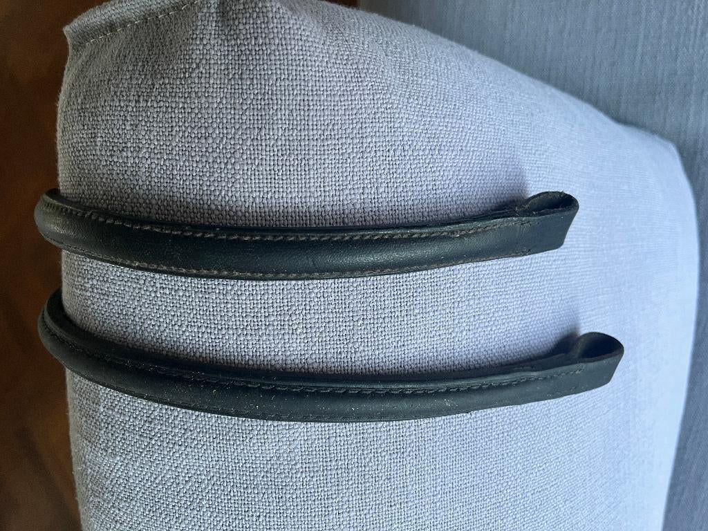 Twee bruin leren frontriemen (37 en 39 cm), Dieren en Toebehoren, Paarden en Pony's | Hoofdstellen en Tuigage, Ophalen of Verzenden