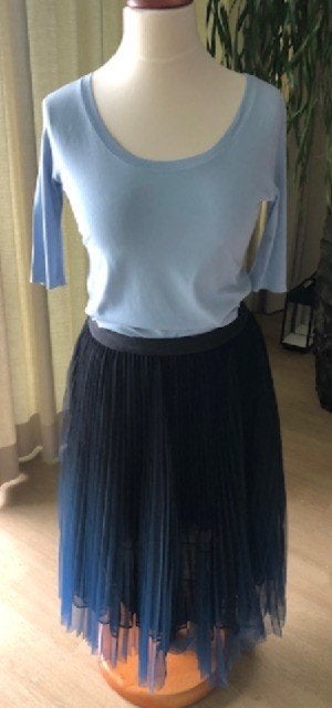 Marccain designer set • unieke plissérok & 3 tops, Maat 38/40 (M), Zo goed als nieuw, Marccain, Onder de knie