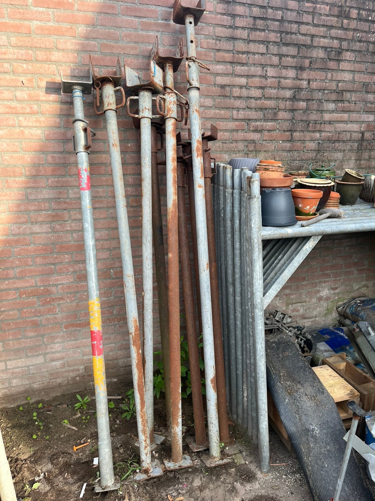 Stempels/schroefstempel/stutten, Doe-het-zelf en Verbouw, Ophalen, Zo goed als nieuw, Overige typen, Minder dan 2 meter