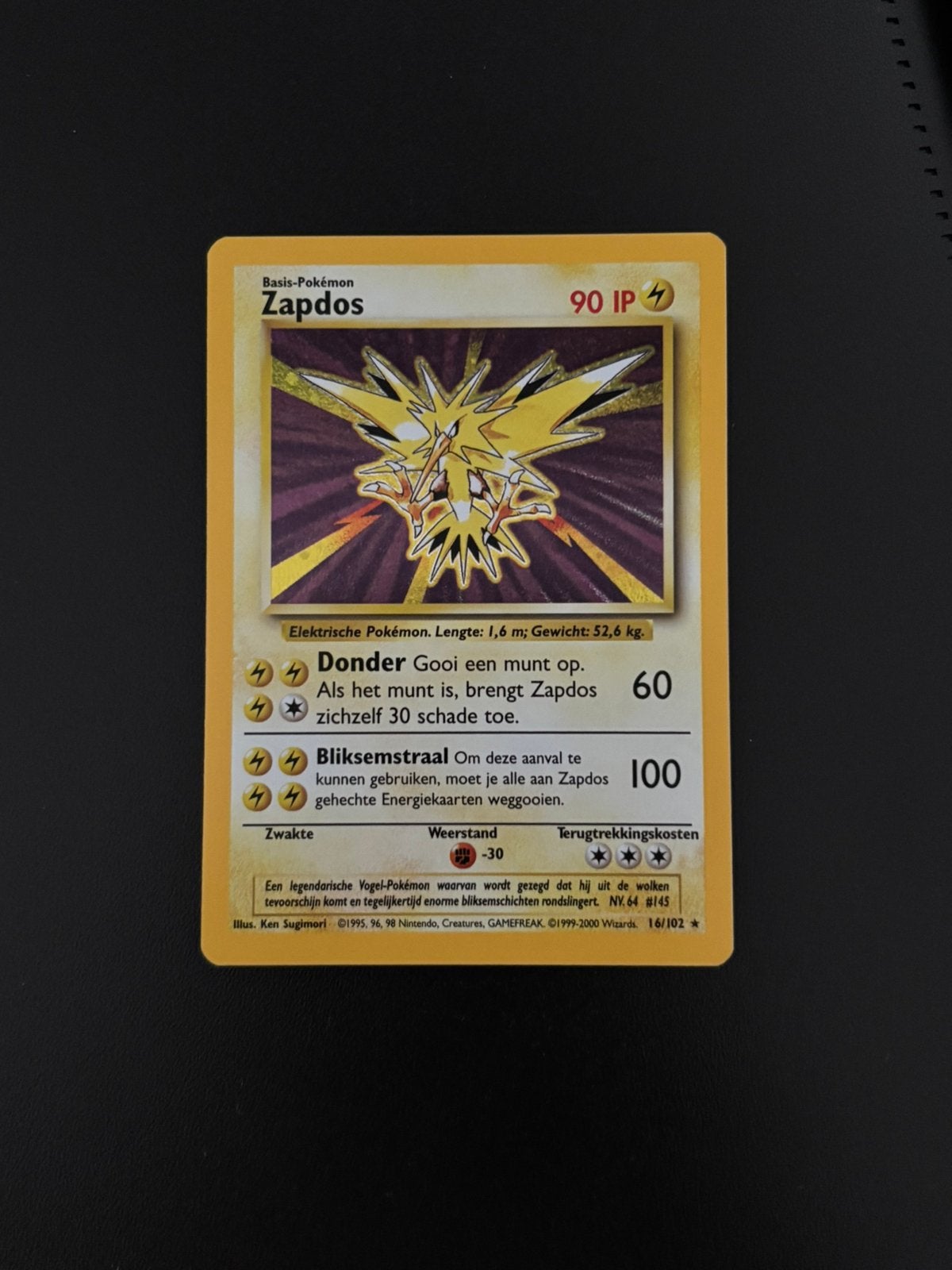 Zapdos 16/102 base set holo NL, Ophalen of Verzenden, Zo goed als nieuw
