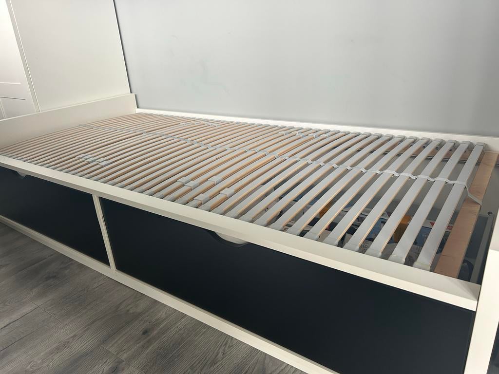 IKEA Odda eenpersoonsbed met 2 lades en lattenbodem, Huis en Inrichting, 90 cm, Eenpersoons, Wit, Ophalen of Verzenden