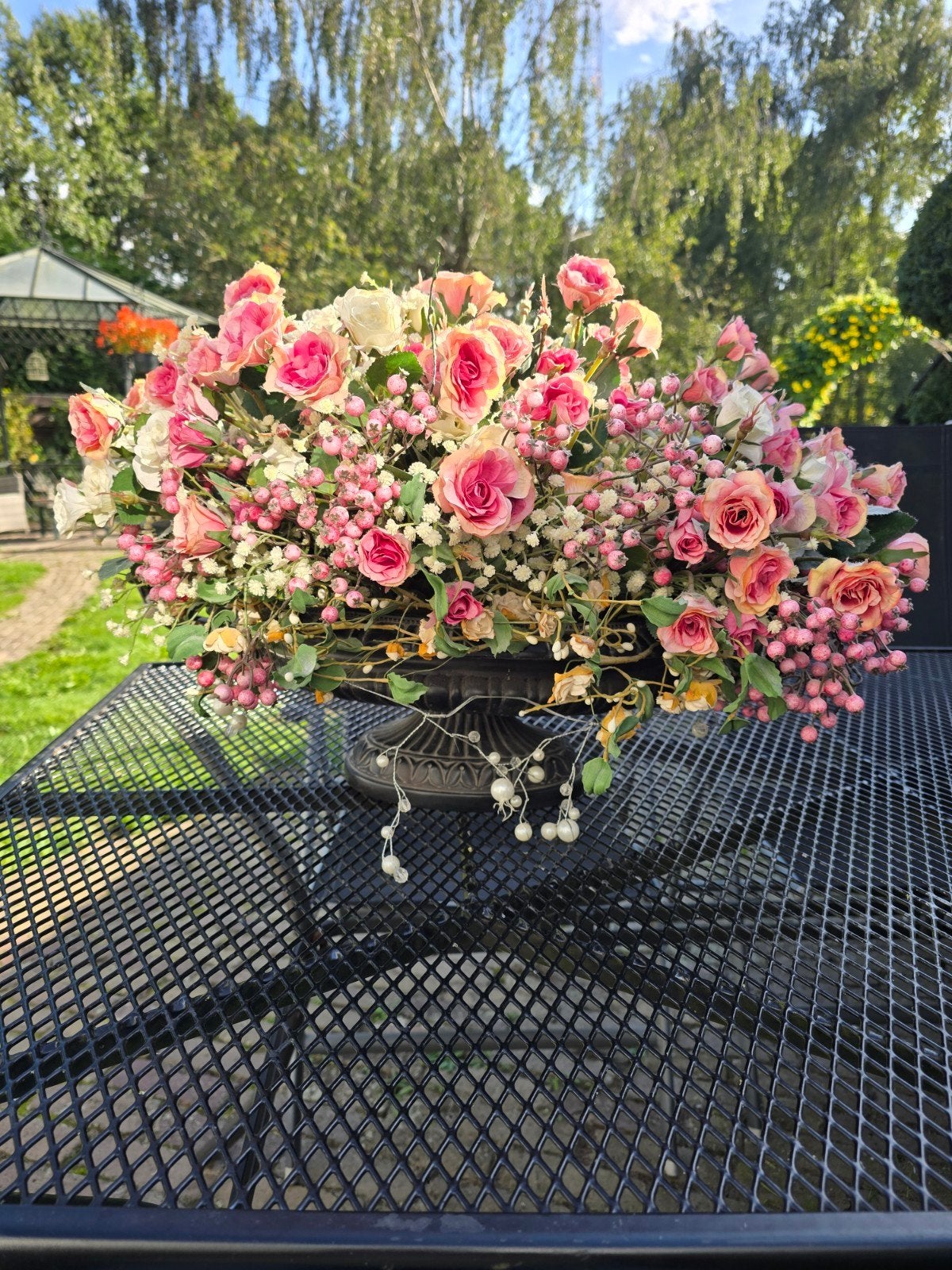 Grote schaal met bloemen, Ophalen of Verzenden, Zo goed als nieuw