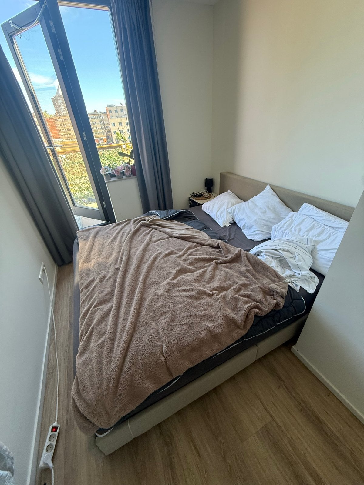 King size bed met 2 matrassen en topmatras, Huis en Inrichting, Ophalen, Gebruikt, Tweepersoons, 180 cm