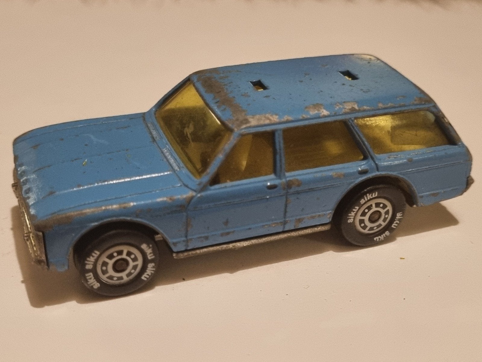 Siku Ford Granada Turnier 1028 - Blauw - Gebruikt, Ophalen of Verzenden, Gebruikt