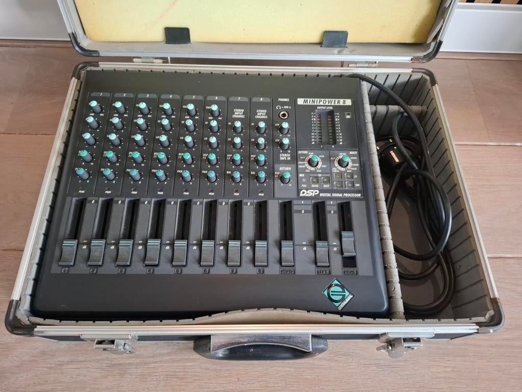 General Music Minipower 8 Mengpaneel, Muziek en Instrumenten, Mengpanelen, Ophalen, Gebruikt