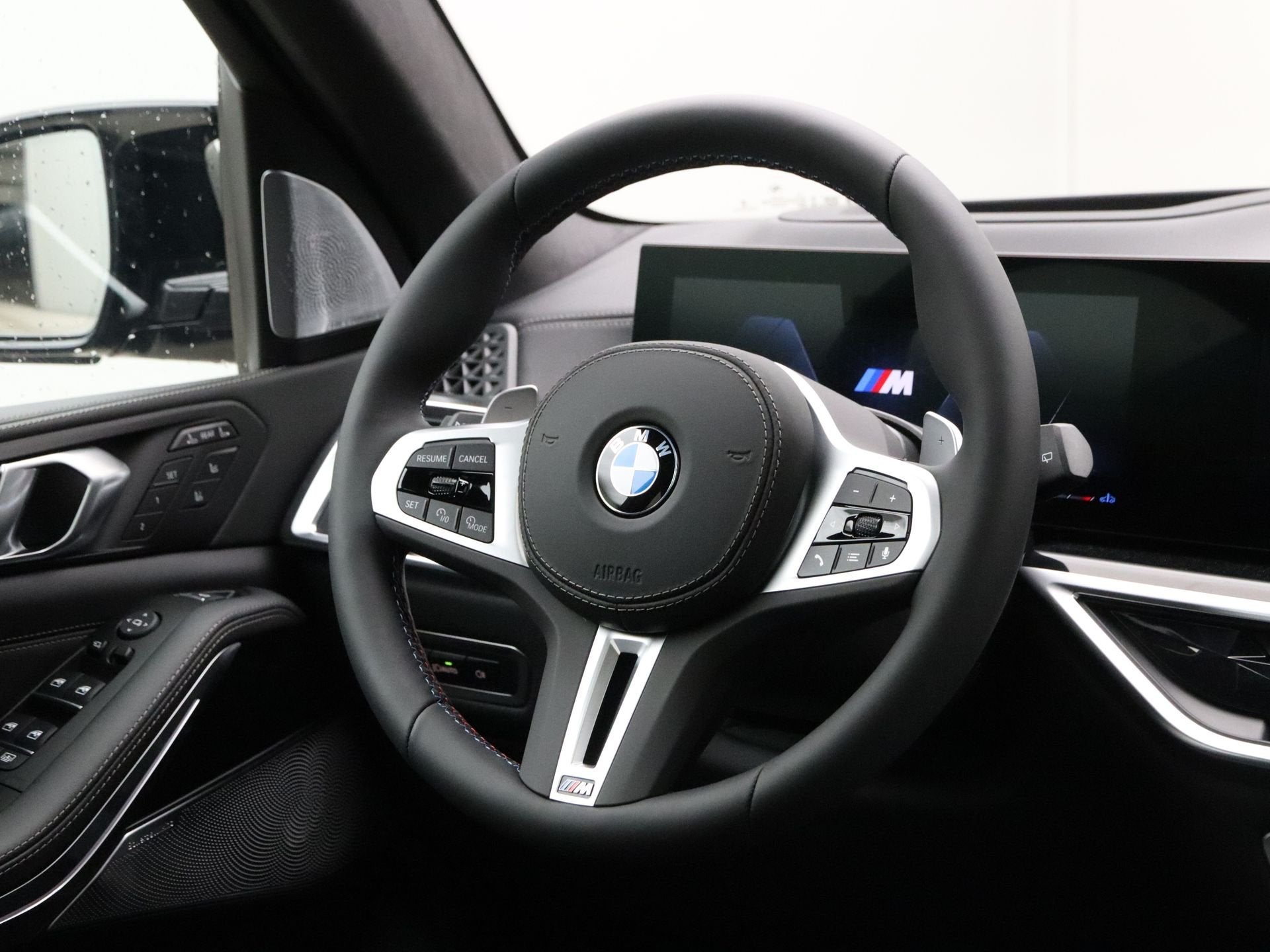 BMW X7 M60i xDrive (bj 2026, automaat), Auto's, Automaat, 7 stoelen, Leder, SUV of Terreinwagen
