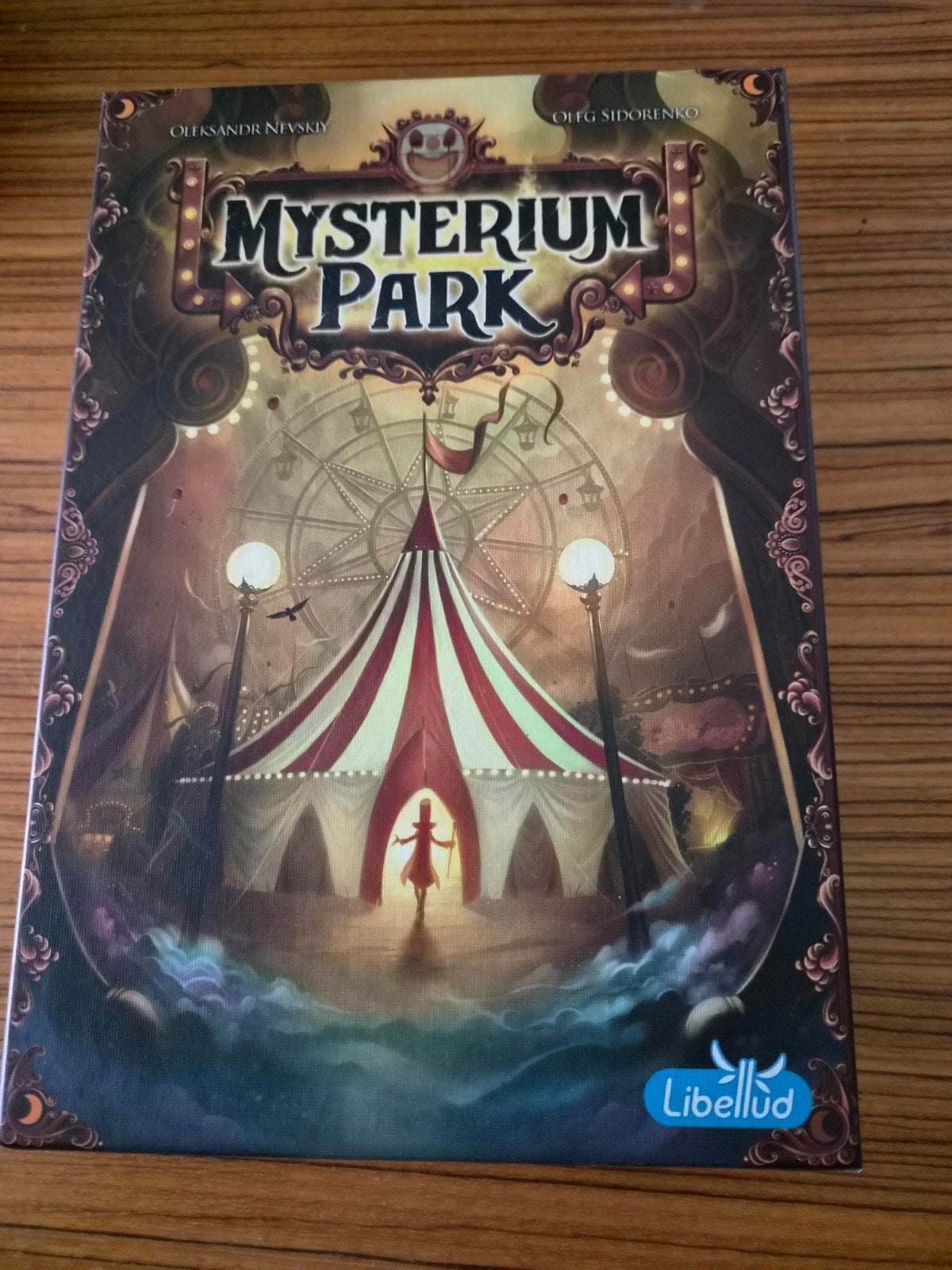 Mysterium Park - Gloednieuw spel, Ophalen, Nieuw