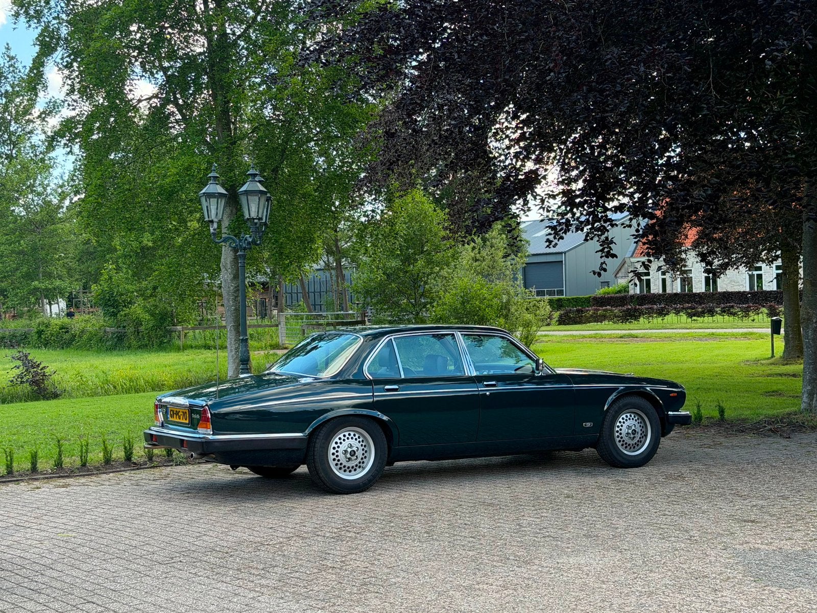 Unieke kans: Originele Daimler Double Six 5.3 V12 (1993), Auto's, Overige Auto's, Automaat, Achterwielaandrijving, 12 cilinders