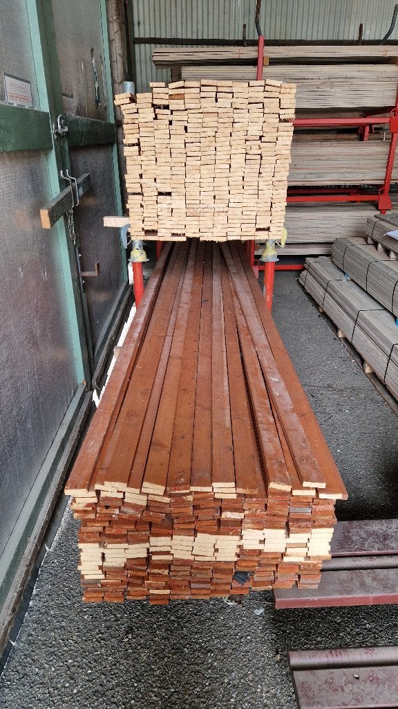Vuren latten planken lambrisering ( 243 ), Doe-het-zelf en Verbouw, Hout en Planken, Ophalen, Minder dan 25 mm, Zo goed als nieuw