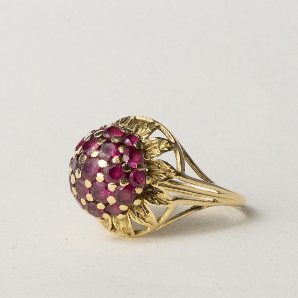 1970 vintage 14 karaat gouden robijn cluster ring Italiaans, Sieraden, Tassen en Uiterlijk, Ringen, 18 tot 19, Verzenden, Zo goed als nieuw