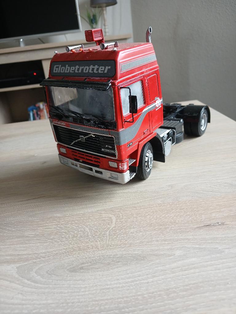 volvo f12 italeri, Italeri, Groter dan 1:32, Ophalen of Verzenden, Zo goed als nieuw