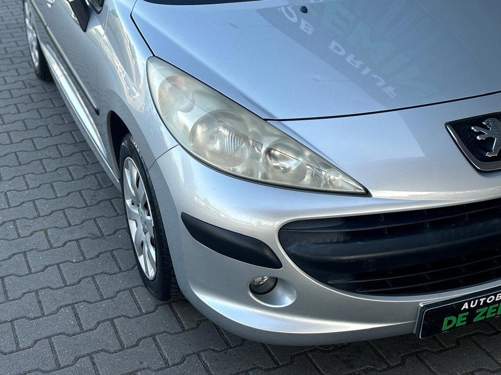 Peugeot 207 1.4-16V Color-line, Voorwielaandrijving, 4 cilinders, 49 €/maand, Origineel Nederlands
