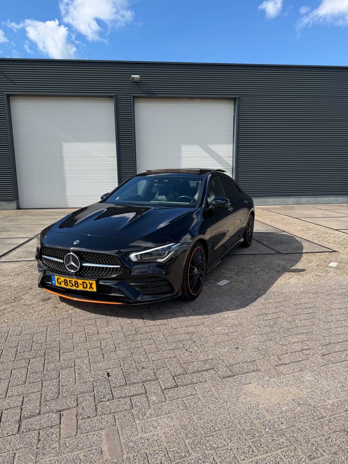 Mercedes-Benz CLA 200 163pk 7G-DCT 2019 Zwart, Auto's, CLA, 15 km/l, 4 cilinders, Origineel Nederlands