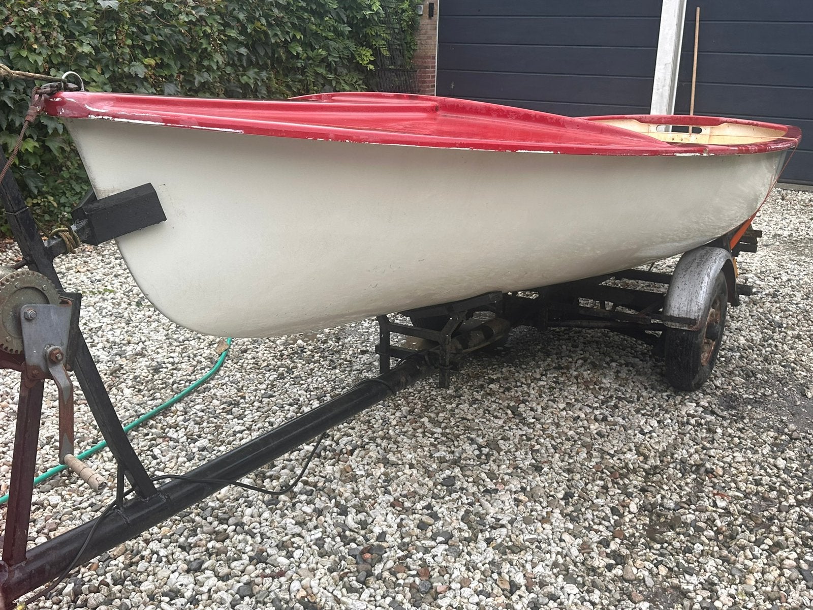 Zeilboot (Stern): aluminium mast en giek inclusief trailer, Watersport en Boten, Zeilen en Zeiltoebehoren, Ophalen, Gebruikt, 3 tot 6 meter