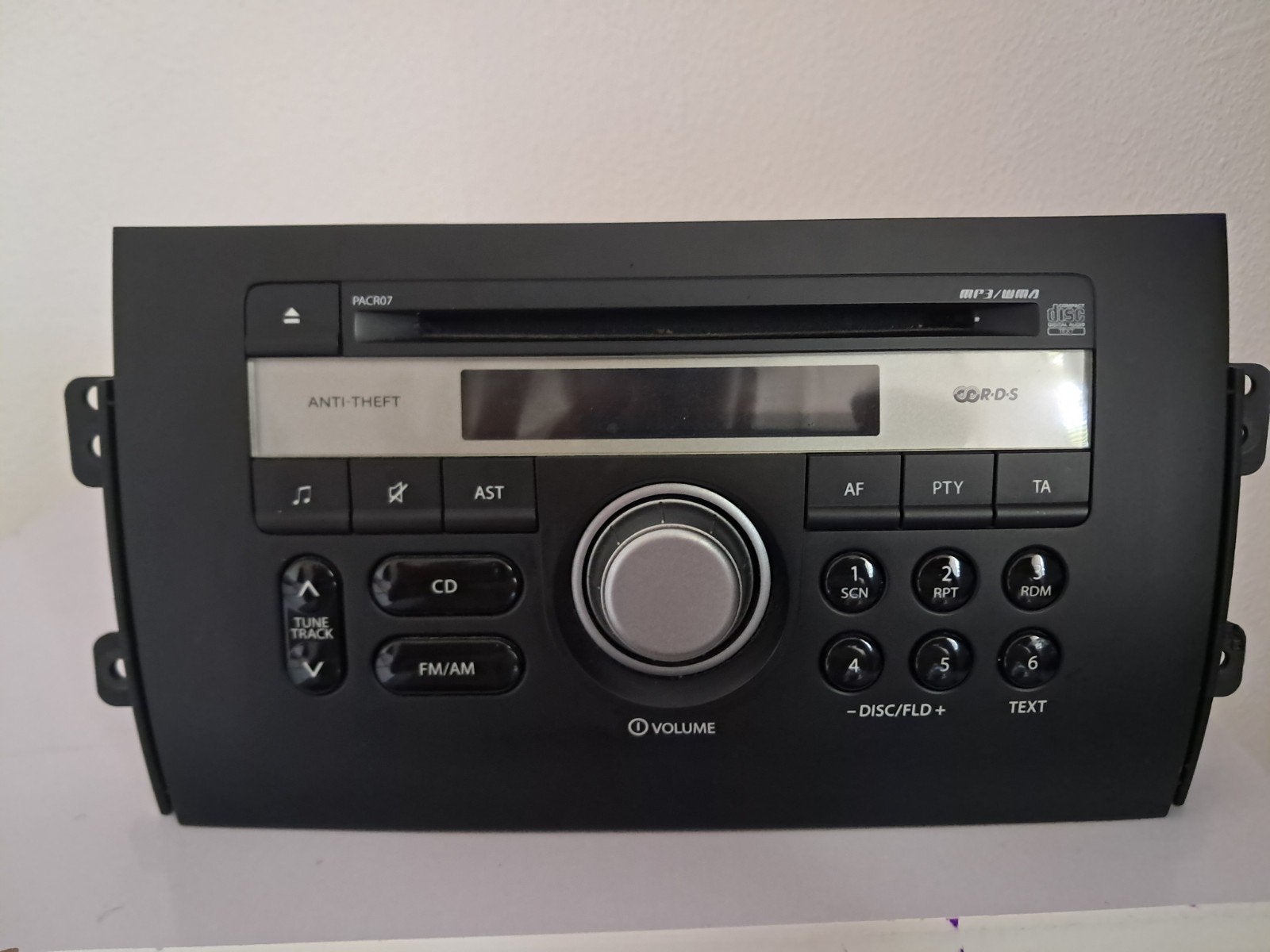 Suzuki SX4 Radio CD Speler inclusief eventuele montage, Ophalen of Verzenden, Zo goed als nieuw