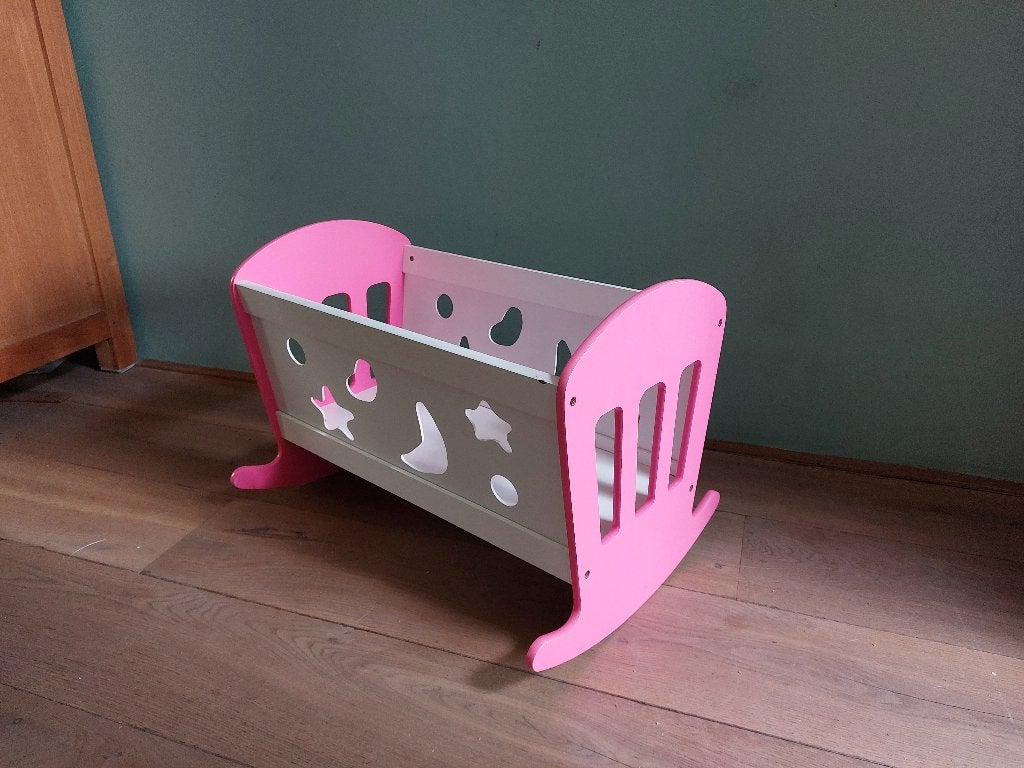 Mooi wiegje voor pop, Kinderen en Baby's, Speelgoed | Poppen, Ophalen, Gebruikt, Babypop