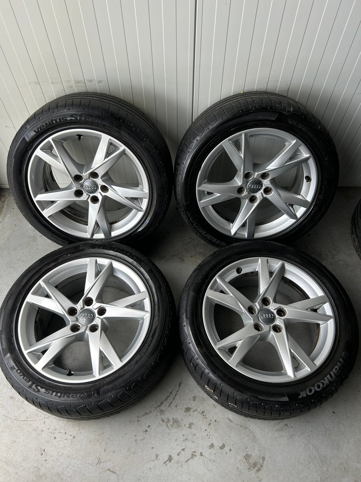 Originele Audi A4 B9 5x112 17 Inch Zomer, Banden en Velgen, 17 inch, Ophalen of Verzenden, Personenwagen