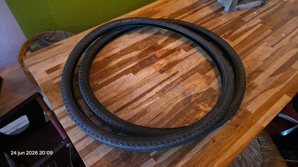 setje Vittoria Tereno banden 28" 700x35C / 37-622, Gebruikt, Vittoria, Verzenden, Rubber