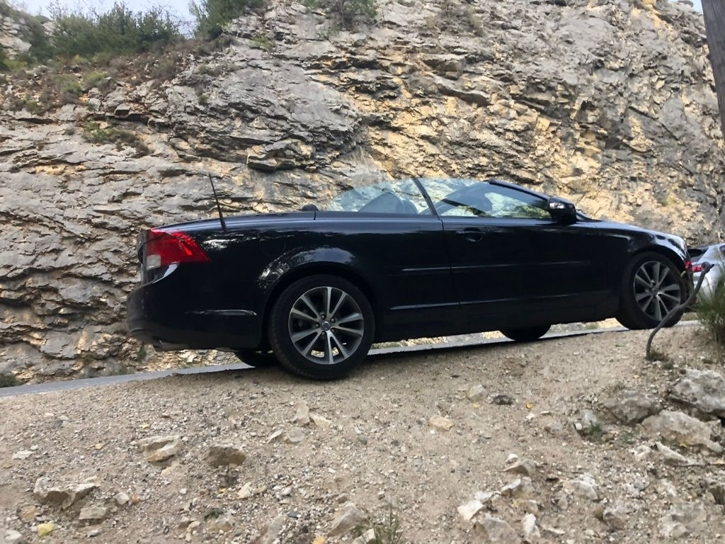 Volvo C70 D4 Summum Automaat 177 PK | Leer | Windscherm, Auto's, Volvo, C70, Zwart, 197 €/maand, Zwart