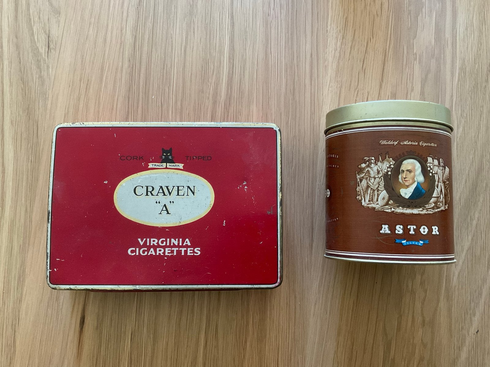 Vintage sigarettenblik Craven 'A' en Astor tabaksblik, Ophalen of Verzenden, Gebruikt, Overige, Overige merken