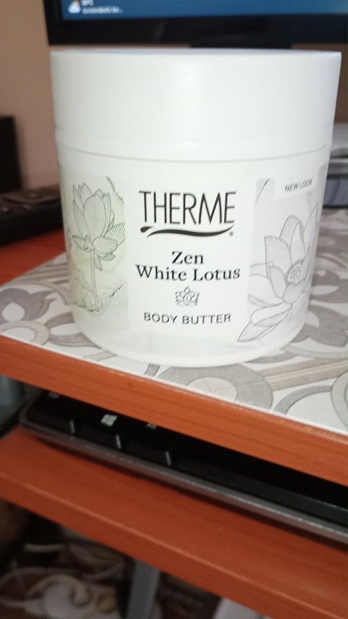 te koop nieuwe pot zen white lotus body butter, Ophalen of Verzenden, Nieuw, Bodylotion, Crème of Olie