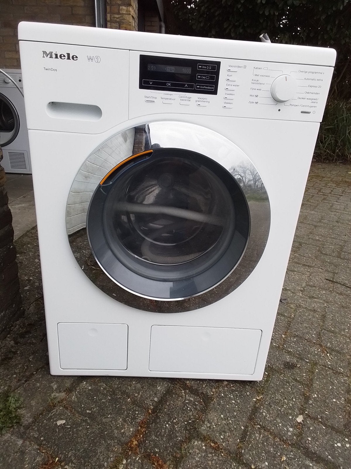 Miele wasmachine  w1 8 kilo 1600 toeren, Ophalen, 1600 toeren of meer, Minder dan 85 cm