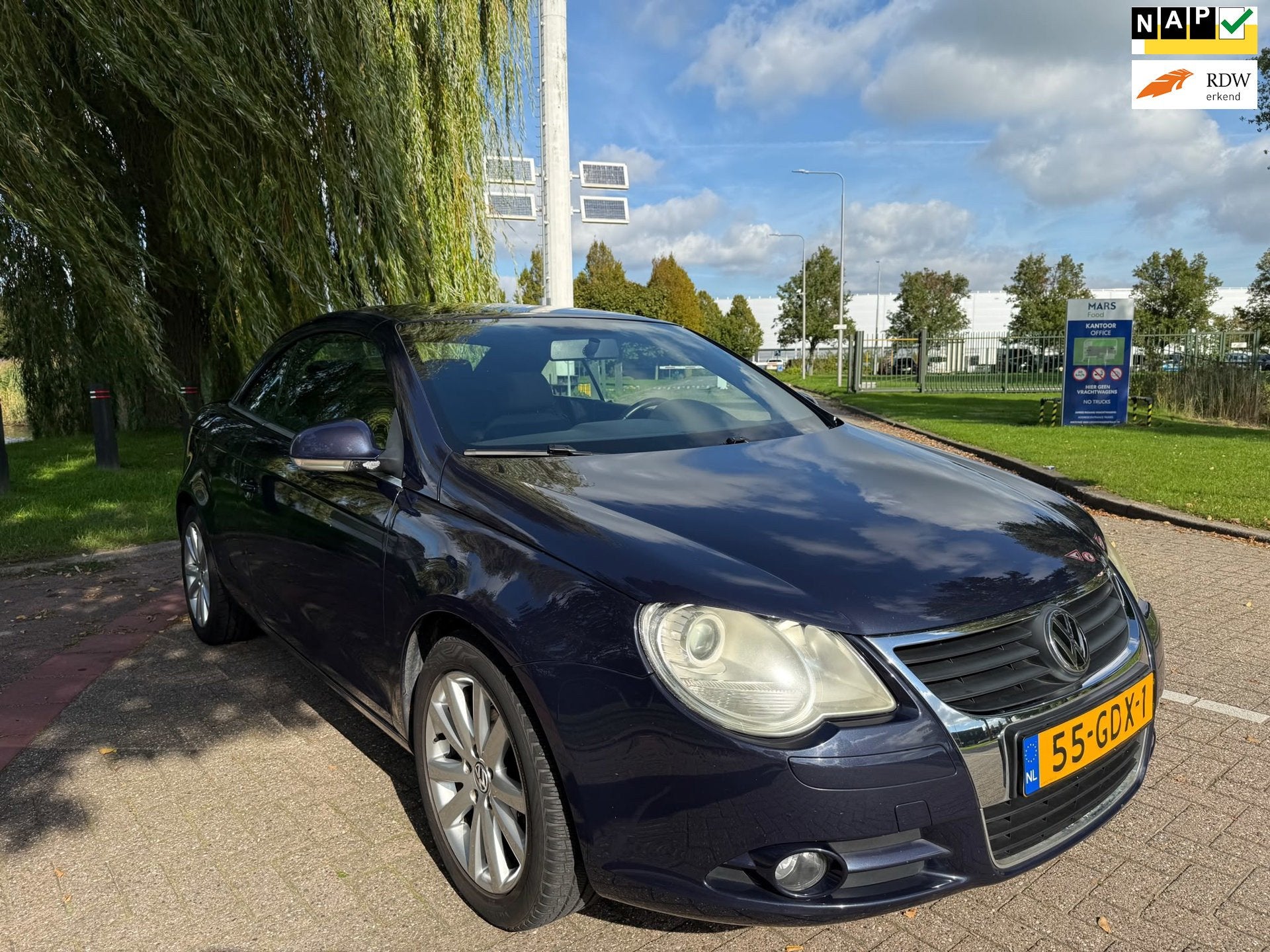 Volkswagen Eos 1.4 TSI, Voorwielaandrijving, Gebruikt, Zwart, 4 cilinders