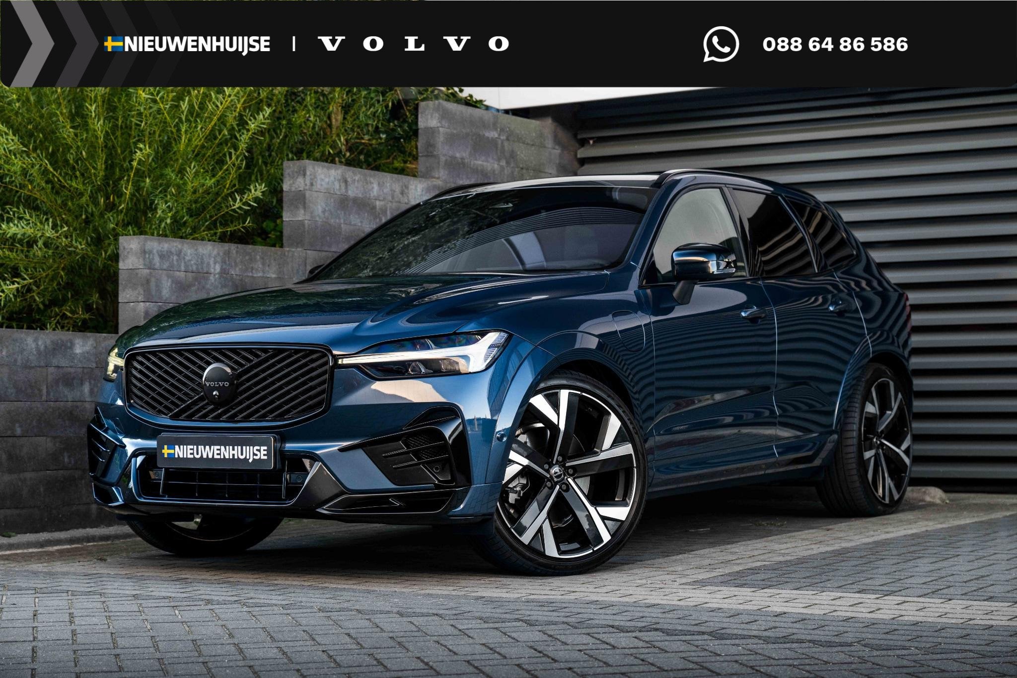 Volvo XC60 T6 Plug-in hybrid AWD Plus Black Edition | Heico, Auto's, Automaat, 12 maanden, Euro 6, 4 cilinders