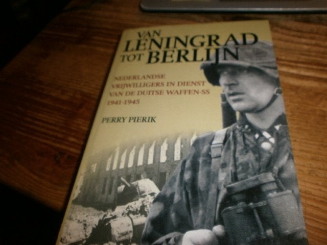 nederlandse vrijwilligers duitse waffen SS 1941-1945 fotos, Boeken, Ophalen of Verzenden, Tweede Wereldoorlog, Zo goed als nieuw