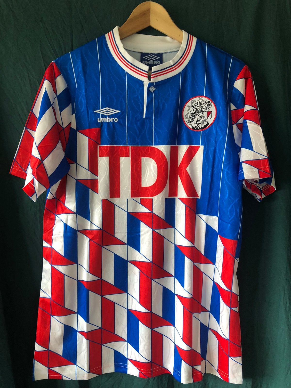 Ajax retro voetbalshirt maat M, Verzamelen, Sportartikelen en Voetbal, Ophalen of Verzenden, Zo goed als nieuw, Ajax, Shirt