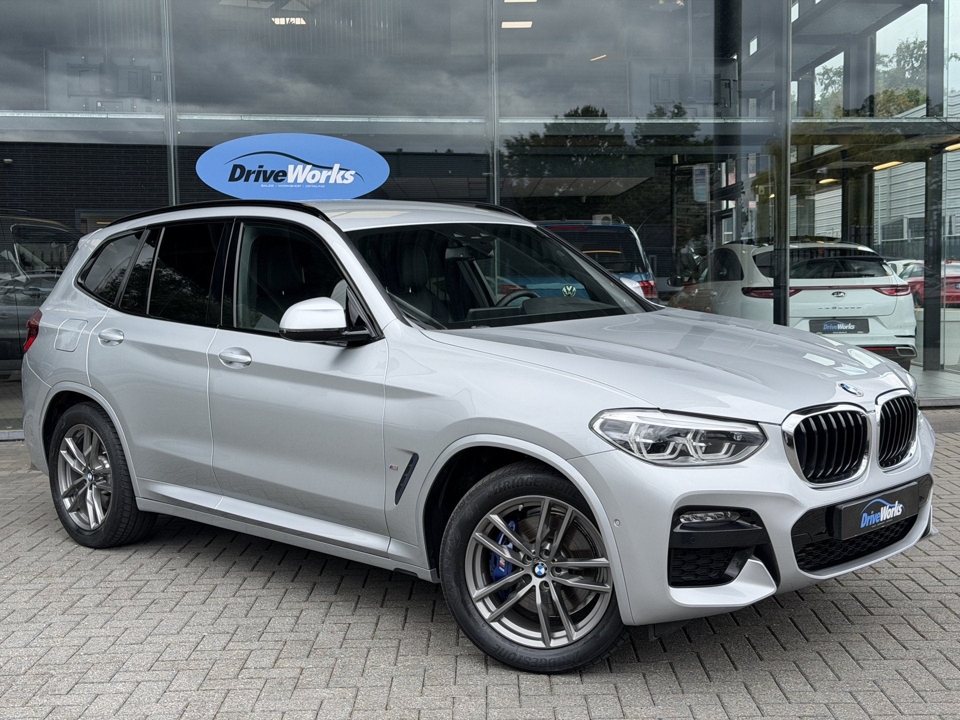 BMW X3 xDrive30e | M-sport | H&K | Live Cockpit | M -Aero |, Automaat, Gebruikt, 4 cilinders, Bedrijf